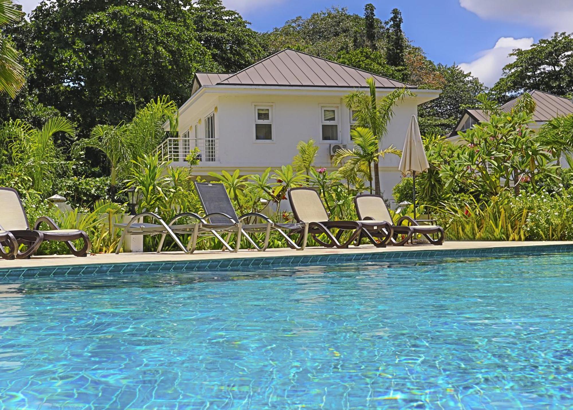 Las Brisas Villa - Chateau Elysium Beau Vallon  Exterior foto
