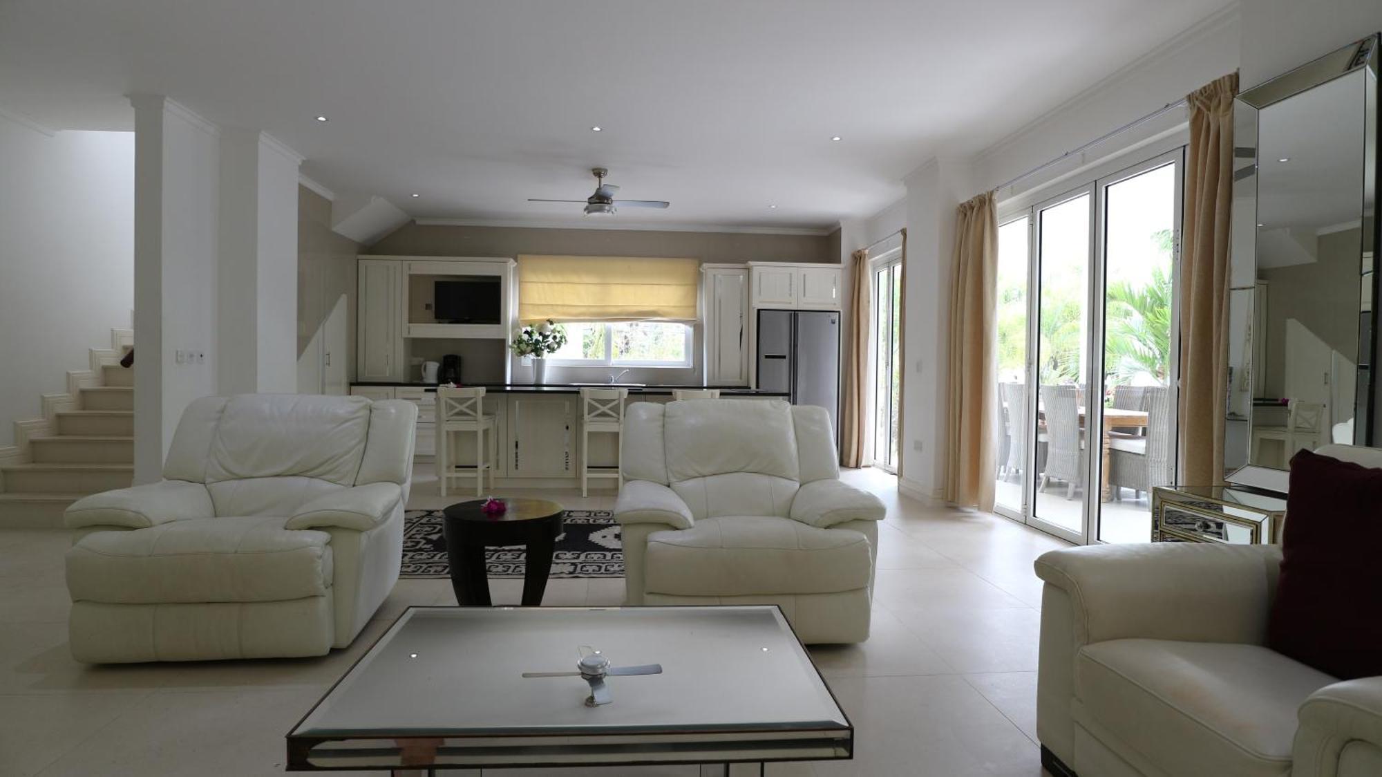 Las Brisas Villa - Chateau Elysium Beau Vallon  Exterior foto
